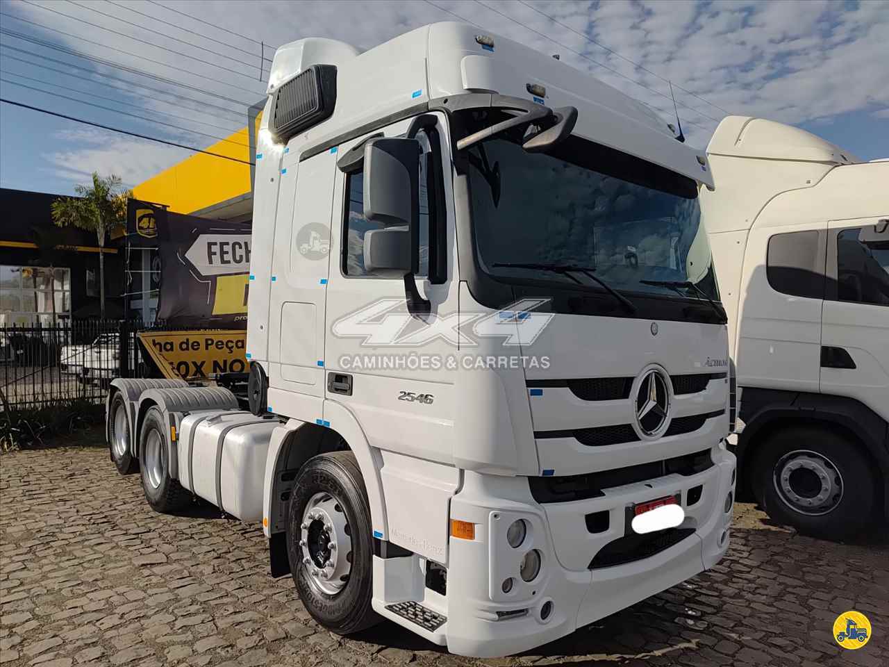 CAMINHAO MERCEDES-BENZ MB 2546 Cavalo Mecânico Cavalo 6x2 4X4 Caminhões e Carretas  CONCORDIA SANTA CATARINA SC